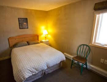 Adventure Inn Ely Extérieur photo